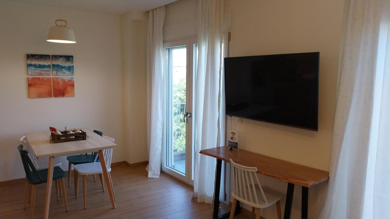 Uni Island - City Heart Suites Heraklion  Екстер'єр фото