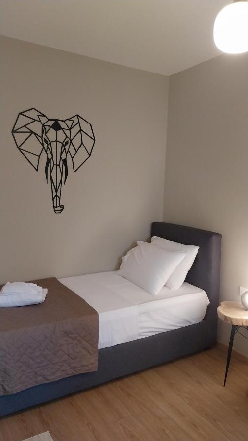 Uni Island - City Heart Suites Heraklion  Екстер'єр фото