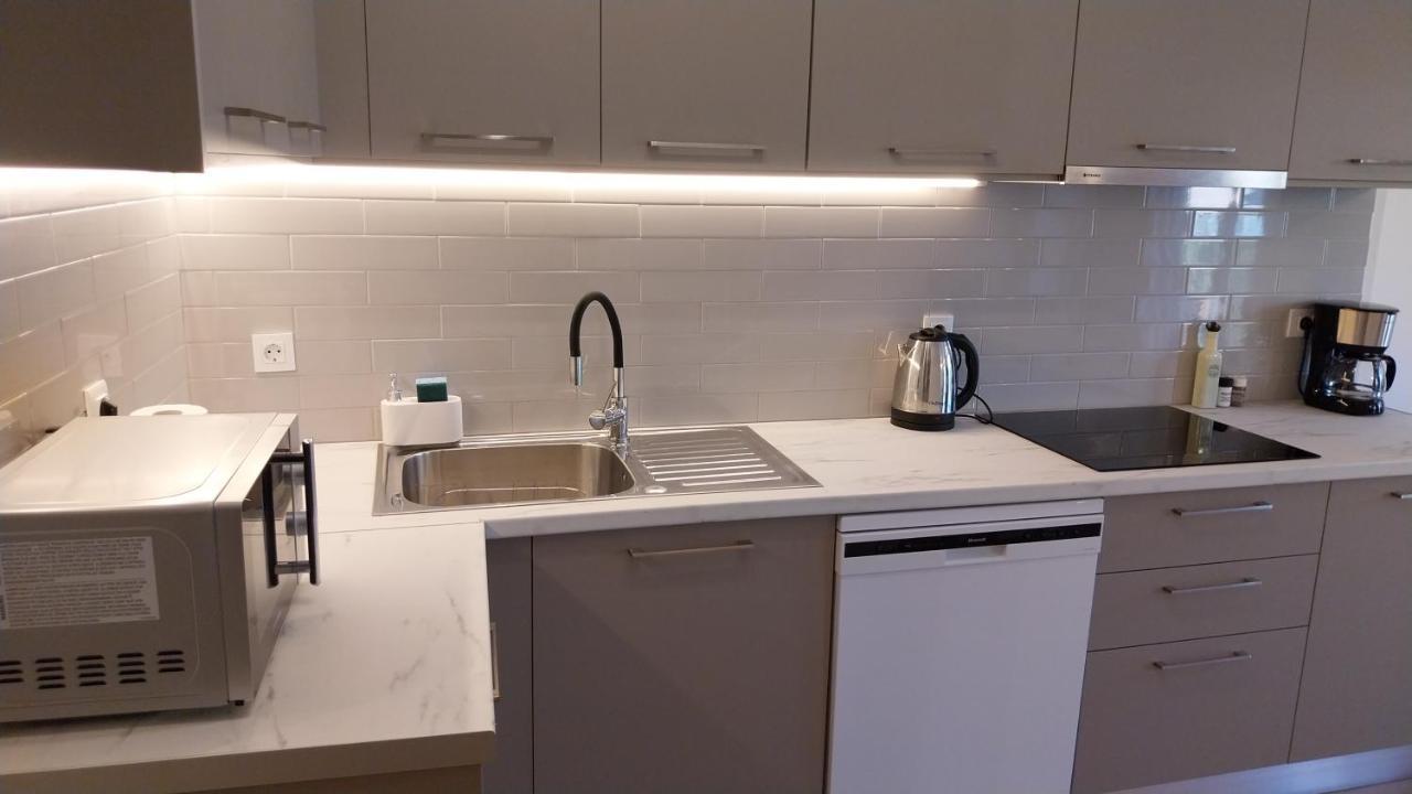 Uni Island - City Heart Suites Heraklion  Екстер'єр фото