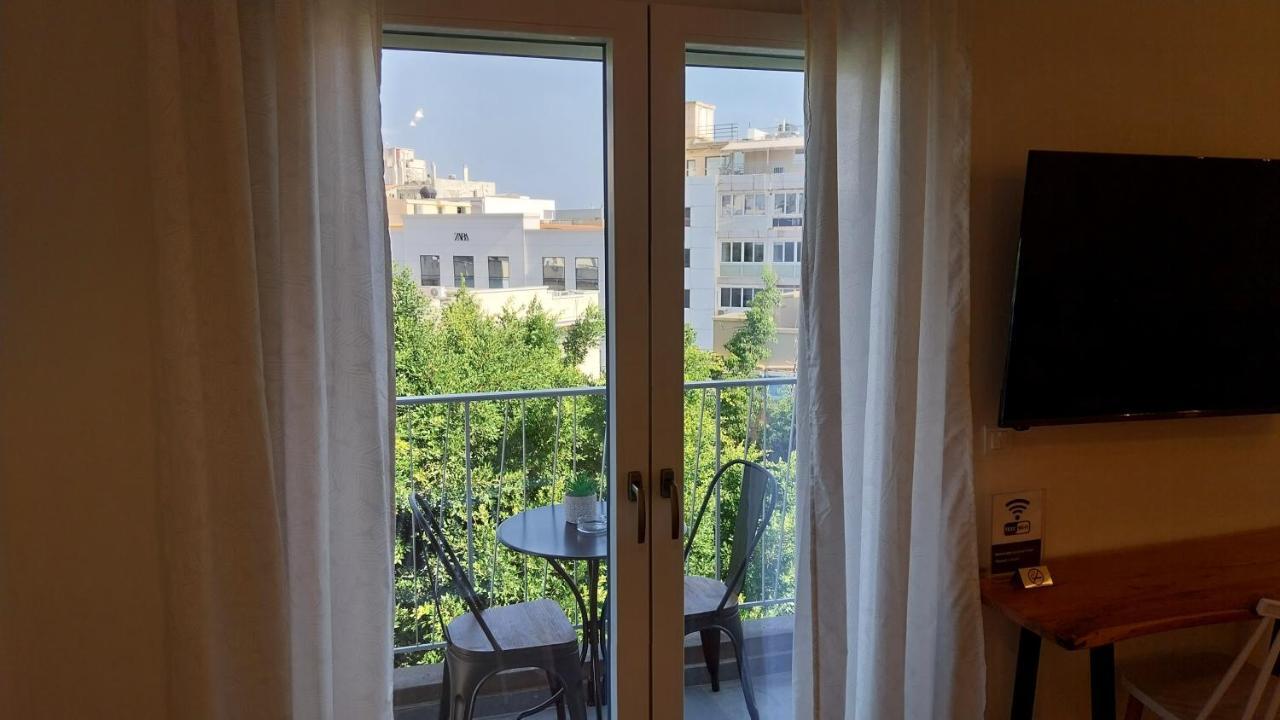 Uni Island - City Heart Suites Heraklion  Екстер'єр фото