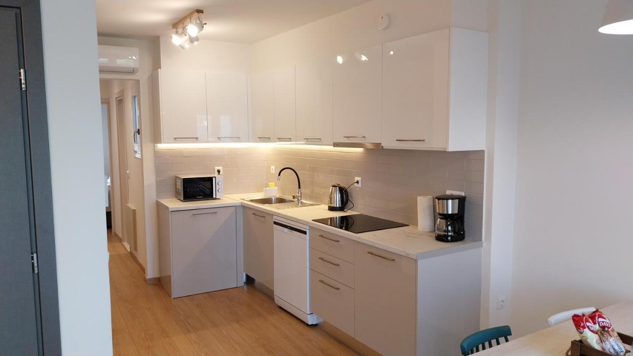 Uni Island - City Heart Suites Heraklion  Екстер'єр фото
