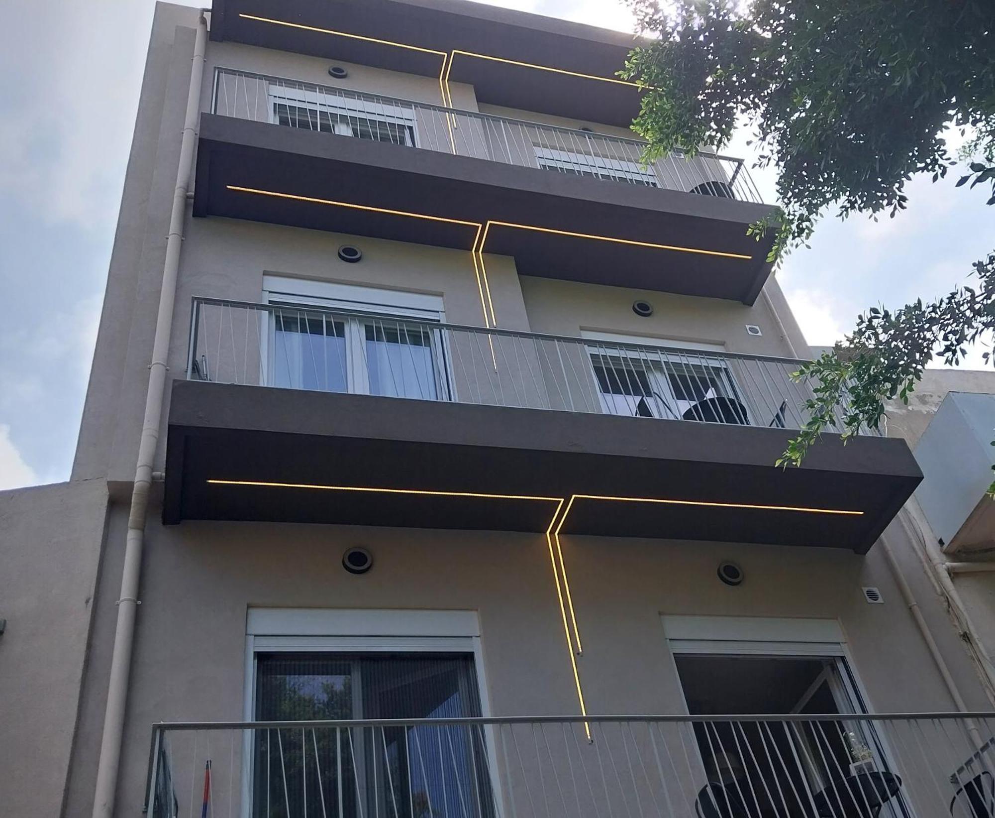 Uni Island - City Heart Suites Heraklion  Екстер'єр фото